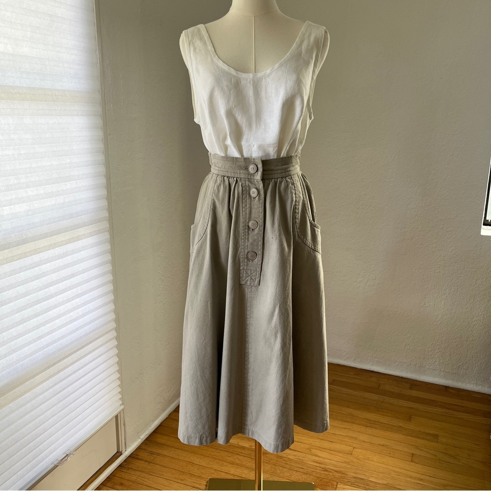 Yves Saint Laurent beige Midi A-Line Skirt in beautiful heavy cotton